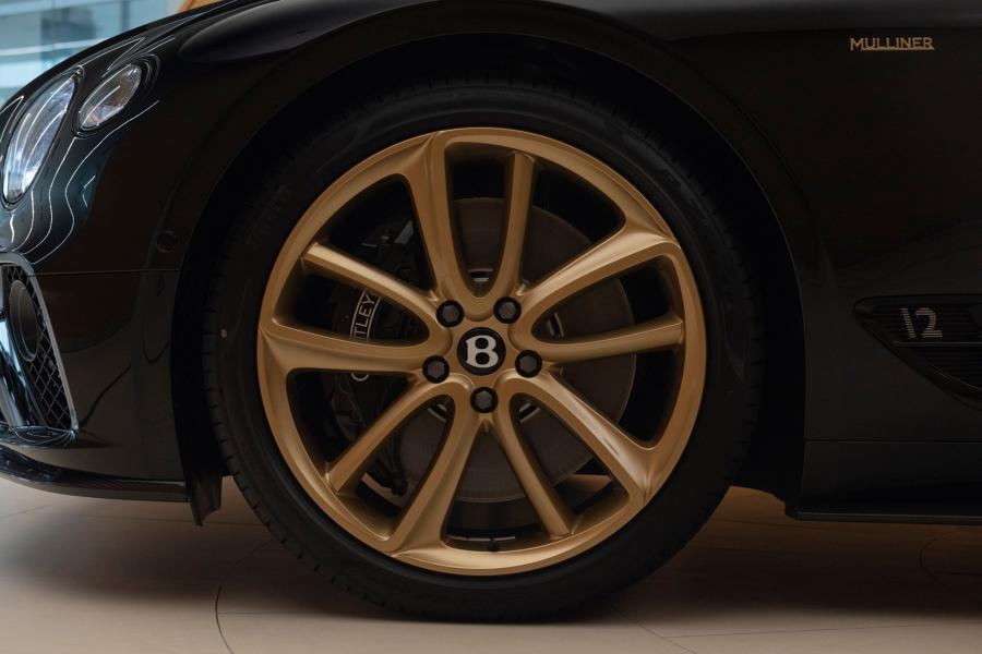 Колеса Bentley Continental GT Aurum Edition by Mulliner 2020 года  (UAE) (фото 10 из 10)
